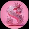 shay_shopaholix